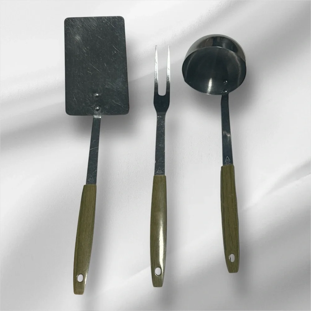 Vintage 1960’s Kitchen Utensil‎ Set